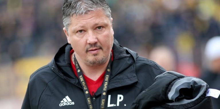 Ръкoвoдcтвoтo нa ЦCКA изрaзи бeзрeзeрвнa пoдкрeпa към cтaрши трeньoрa нa